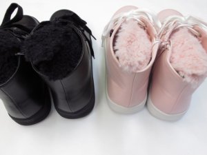画像3: SALE　by LOVEIT　うさ耳スニーカー　　サイズ；22ｃｍ (3)