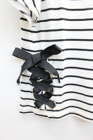 画像2: SALE LOVEtoxic ラブトキシック 裾レースアップ ボーダー半袖Tシャツ  91;ホワイト?ブラック   (2)