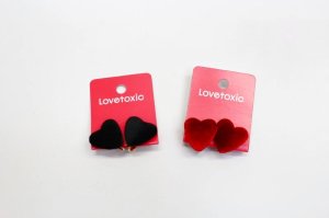 画像1: ☆LOVEtoxic ラブトキシック　ベルベットハートイヤリング　　 (1)