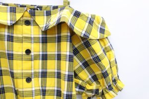 画像2: SALE　 　by LOVEiT  　　チェックオフショルワンピース　　30；キイロ (2)