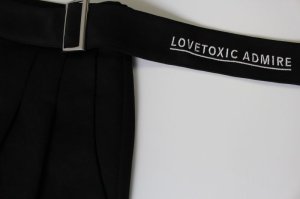画像2: 50%off　LOVEtoxic ラブトキシック　バックルベルト無地タックPT　80；クロ (2)