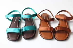 画像2: 50%off　ATELIER BRUGGE　　サテンベルクロサンダル　 (2)