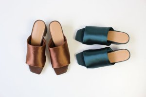 画像2: 50%off ATELIER BRUGGE  サテンミュール (2)