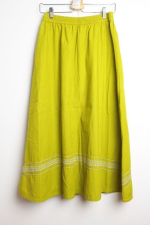 画像6: 30%off  A View From Here ロングスカート　カラー；マスタード (6)