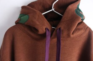 画像2: 50%off 2022秋冬GTH  	ウラケ　リボン　パーカー　7；茶　　サイズ；130 (2)