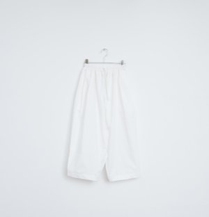 画像1: 40%off  　Veritecoeur　イージーパンツ　　カラー；WHITE (1)