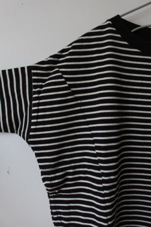 画像2: 40%off 2023秋冬 GC  ボーダー FORCUS テント L/S OP 2;黒 (2)