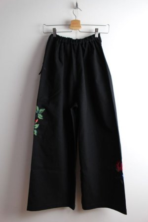 画像4: 50%off 2023秋冬　GTH　  キャンバス シシュウ PN　　2；黒　　サイズ；02 (4)