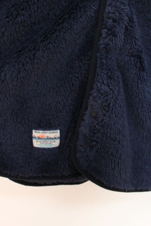 画像5: 50%off  　DENIMDUNGAREE　    JERRY MARQUEZ パッカブル ボアフリース ポンチョ　　4；紺　サイズ；S (5)