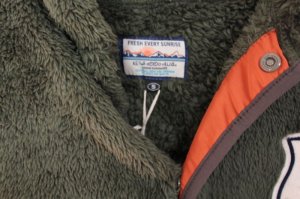 画像4: 50%off  　DENIMDUNGAREE　    JERRY MARQUEZ パッカブル ボアフリース ポンチョ　　9；カーキ　　サイズ；S (4)