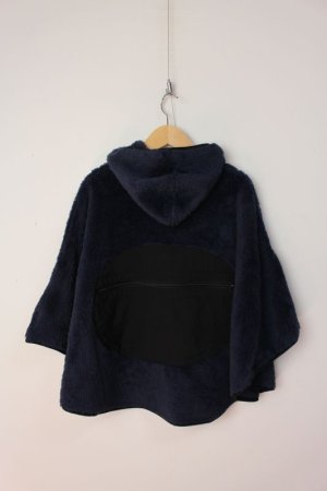 画像7: 50%off  　DENIMDUNGAREE　    JERRY MARQUEZ パッカブル ボアフリース ポンチョ　　4；紺　サイズ；S (7)