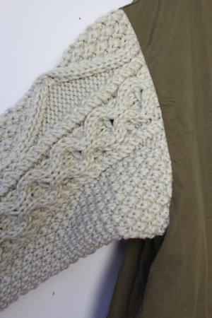 画像3: 50%off  　DENIMDUNGAREE　  CNウェザー ソデニット ドッキング コート　　9；カーキ　サイズ；130 (3)