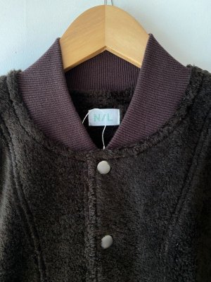 画像2: 30%off 2023AW   NATURAL LAUNDRY ショートボアベスト  650:ブラウン  サイズ:2 (2)