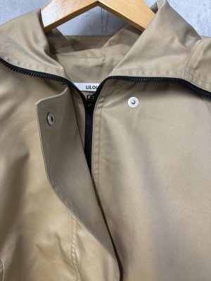 画像2: 30%off   Lilou&Lily  IRIDESCENT GABARDINE HIGH NCK JSCKET  ベージュ   size:38 (2)