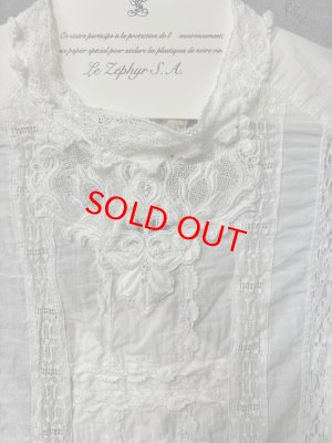 画像2: 40%off   2024AW  Bon Vieux Temps　レースブラウス　　10；WHITE　　サイズ；2 (2)