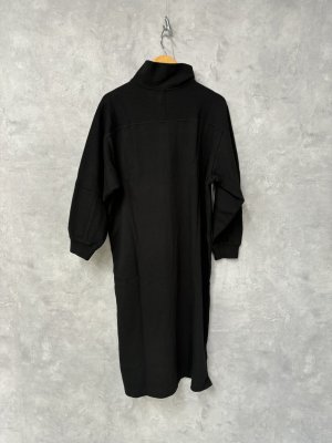 画像4: 40%off   GC　ウラケ　ハーフジップワンピース　　2；黒　 (4)