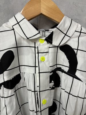 画像2: 40%off    フランキーグロウ BACK FRILL CROPPED LENGH SHIRT      カラー; WHITE-BLACK     サイズ;(F2) (2)
