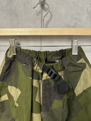 画像2: 30%off ハイキング　　base pants　　901；camouflage　　サイズ；140cm (2)