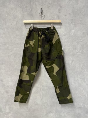 画像1: 30%off ハイキング　　base pants　　901；camouflage　　サイズ；140cm (1)