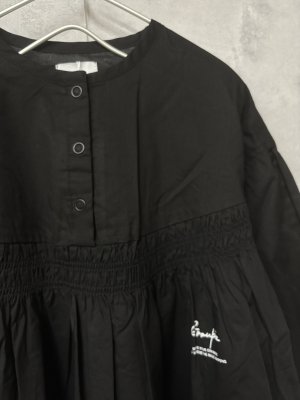 画像2: 40%off 2025春夏 GROOVY COLORS  ローンギャザー 膝下 L/S ワンピース 2;黒 (2)