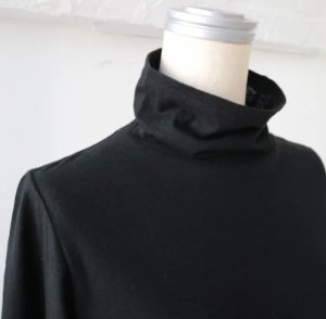 画像2: 30%off YARRA  　　コットンリネンタートルプルオーバー　　99；ブラック　　　FREE (2)