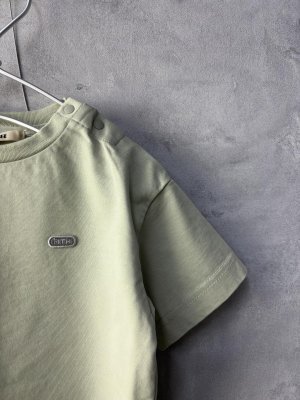 画像2: 40%off 2025春夏　FITH  　サラサラテンジク バックロゴ Tシャツ  8；グリーン (2)