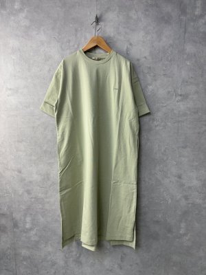 画像1: 2025春夏　FITH  　サラサラテンジク バックロゴロングワンピース　 8；グリーン　サイズ；01 (1)