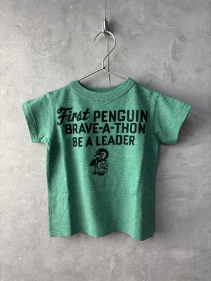 画像1: 2025春夏　DENIMDUNGAREE　トンプキンテンジク 1ST PENGUIN TEE　　28；ライトグリーン (1)