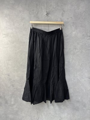 画像1: ☆VC　フリルインナースカート　　BLACK　　 サイズ　F　　 (1)