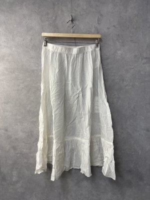 画像1: ☆VC　フリルインナースカート　　WHITE   サイズ　F　　 (1)