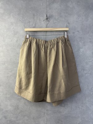 画像1: VC　ワイドタックショートパンツ　 カラー；BEIGE  サイズ:F (1)