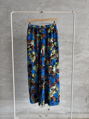 画像1: LILOU+LILY　　FINE VISCOSE BRIGHT PRINT　~IPEKER AMARA~　　ブルー　　　size:38 (1)