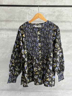 画像1: A VIEW FROM HERE　 BLOCK PRINT SMOCKING BLOUSES　　BLACK (1)