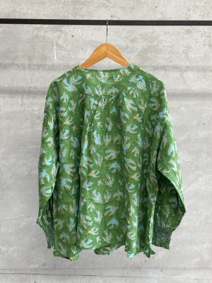 画像4: A VIEW FROM HERE  BLOCK PRINT SMOCKING BLOUSES  B.GREEN (4)