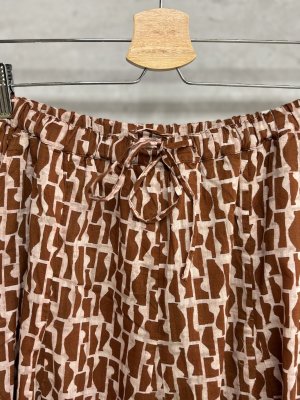 画像2: 30%off doux blue　モダンジオメトリック スカート　　　61；ライトブラウン　サイズ；FREE (2)