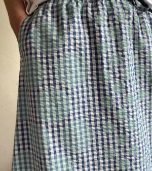 画像2: 2025   快晴堂　裾切り替えスカート Girl's インディゴサッカーに水玉    c/# 2 コーラルブルーの水玉   サイズ:F　 (2)