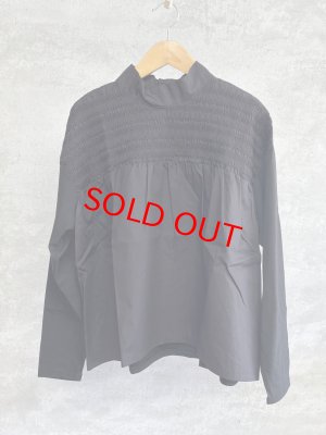 画像1: grin B天竺スモッキング刺繍プルオーバー  990;ブラック (1)