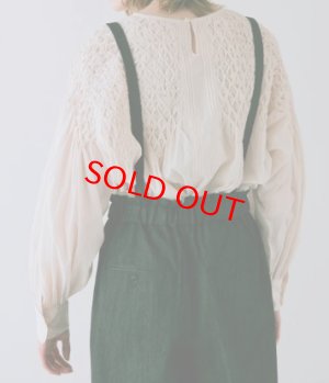 画像2: doux bleu　ハンドスモッキング刺繍ブラウス　02；アイボリー　サイズ；FREE (2)