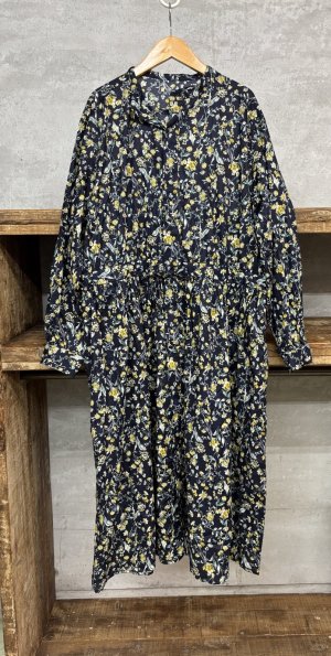 画像1: LILOU+LILY 　FLOWER　PRINT　ギャザーワンピースドレス　　C.NAVY　size:38 (1)