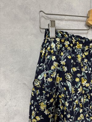 画像2: LILOU+LILY 　FLOWER　PRINT　ワイド　パンツ　　C.NAVY　size:38 (2)