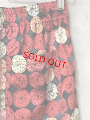 画像3: 2025秋冬　MARET(マレ) 　ビンテージヨーヨーキルトプリントイージーパンツ　　18;MIX (3)