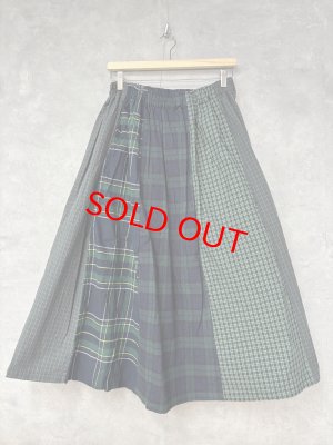 画像1: NATURAL LAUNDRY 　 先染めパネルシャーリングスカート　484；ネイビー系　　サイズ2 (1)