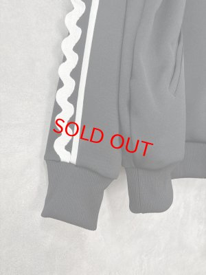 画像2: 2025AW   フランキーグロウ　KUMA EMBROIDERY PATCH TRACK  JACKET    カラー；BLACK (2)