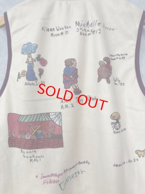 画像4: 2025秋冬　DENIMDUNGAREE　 フリース ラクガキ ベスト　　11；生成 (4)