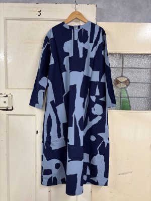 画像4: grin　toneプリントロングワンピース　484；ネイビー　サイズ；2 (4)