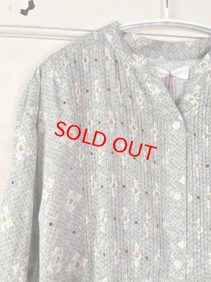 画像2: YARRA　INDIAプリントピンタックワンピース　83；グレージュ　　FREE (2)