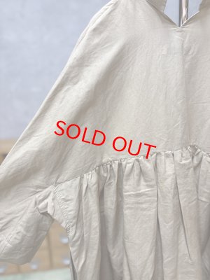 画像4: Veritecoeur ワンピース   BEIGE サイズ;FREE    (4)