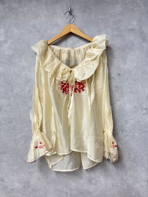 画像1: 2025秋冬　MARET(マレ) 　スカ刺繍プルオーバ　　1；白　サイズ；F (1)