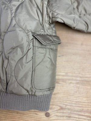 画像3: 2025秋冬　FITH   ニットメキルティングブルゾン　16：ベージュ (3)