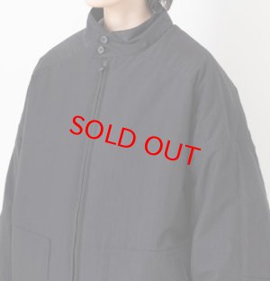 画像4: Veritecoeur    ユニセックスパデッドブルゾン　カラー：BLACK    サイズ；F (4)